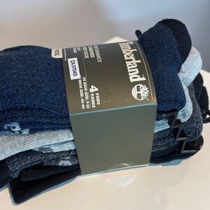 Four- pack of Timberland Performance Crew Socks wool blend men’s size 9-12 NWT